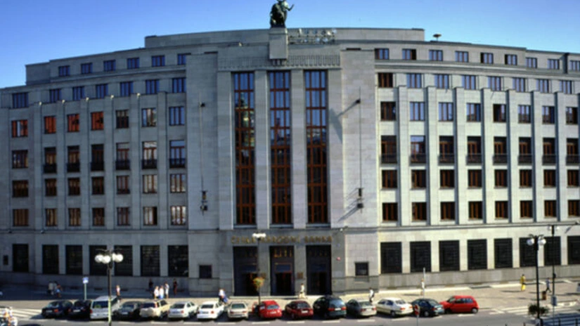 Cehia - Angajaţii Băncii Naţionale renunţă la majorările salariale mai rapide, pe fondul luptei contra inflaţiei