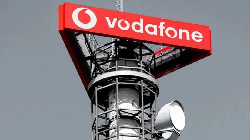 Vodafone vinde o parte din divizia de turnuri de telefonie mobilă