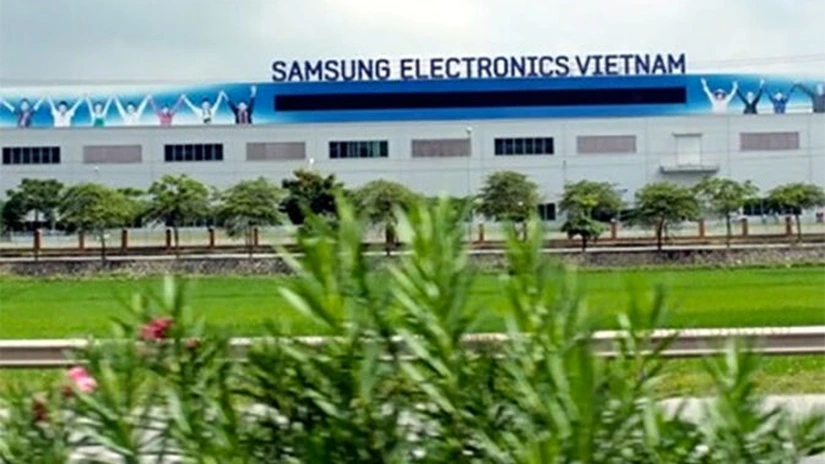 Samsung și LG își vor crește cu mai multe miliarde de dolari investițiile în Vietnam