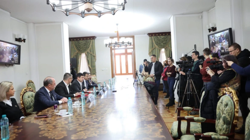 A fost semnat contractul pentru realizarea studiului de fezabilitate privind construirea Aeroportului Galați-Brăila