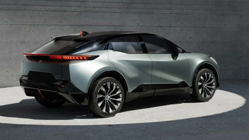 Toyota plănuiește să lanseze pe piață 10 noi modele de mașini electrice până în 2026