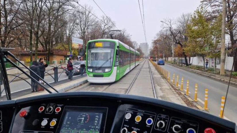 Primăria Capitalei vrea să cumpere încă 250 de tramvaie noi, dintre care 50 lungi de 45 de metri