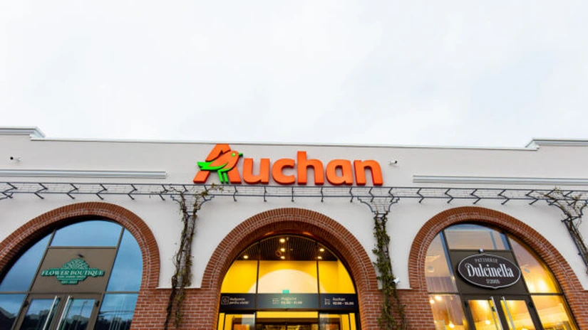 Auchan a instalat aparate de reciclare PET, sticlă și aluminiu în 37 dintre magazine și oferă 0,5 lei per ambalaj până la finalul lunii mai