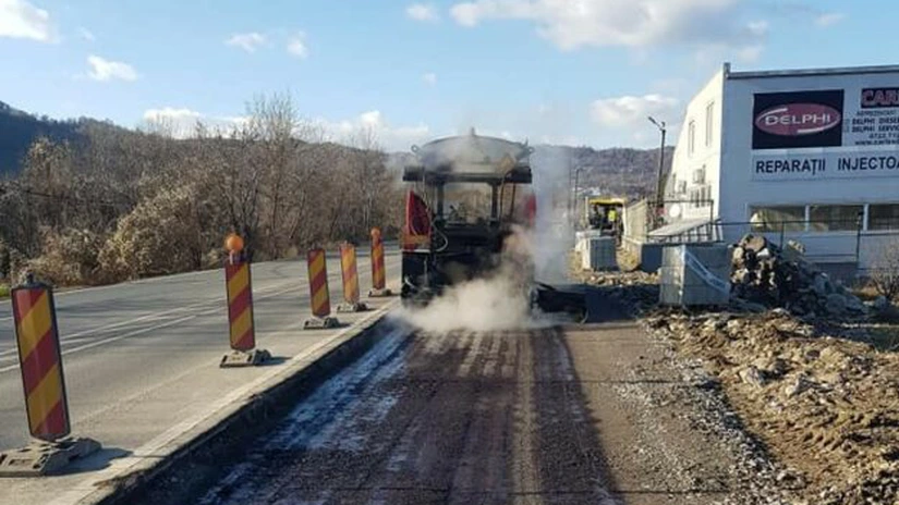DN1 București - Brașov: Lucrările de lărgire la patru benzi în zona localității Cornu ar putea fi gata până vineri - reprezentant constructor