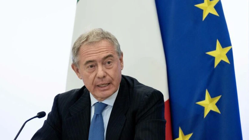 Ministru italian: UE riscă să treacă de la „supunerea energetică” față de Rusia la „o dependență și mai serioasă” față de China