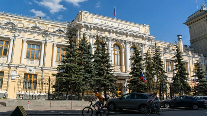 Banca Națională a Rusiei a majorat dobânda de referință cu 1%, în ciuda faptului că și-a modificat în sus perspectivele privind creșterea economică din acest an