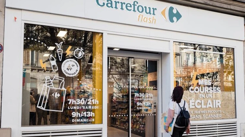 Cum plătesc europenii în magazinele moderne. În Franța există un Carrefour unde clienții intră și ies fără a trece de vreo poartă, în Marea Britanie un Aldi unde nu se mai scanează niciun produs