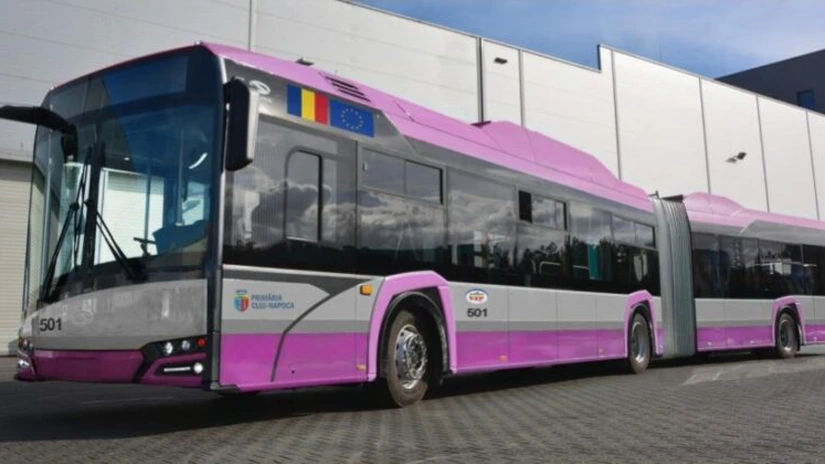 Autobuze electrice articulate la Cluj. Boc a semnat contractul