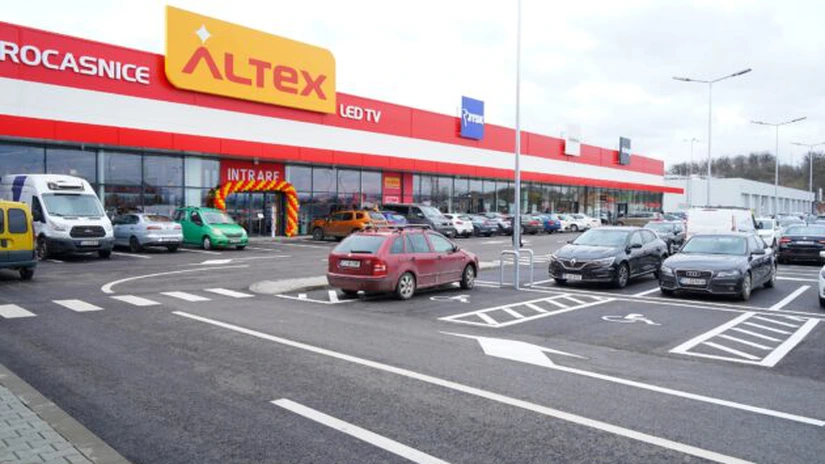 Planurile Altex, liderul pieței electroIT, pentru 2024. Compania va deschide un magazin pe trei niveluri în București și un nou centru logistic în Ilfov