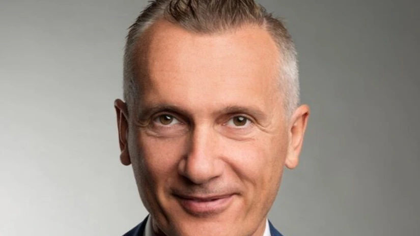 Paolo Vivona este noul CEO și președinte al Comitetului de Management al Intesa Sanpaolo Bank