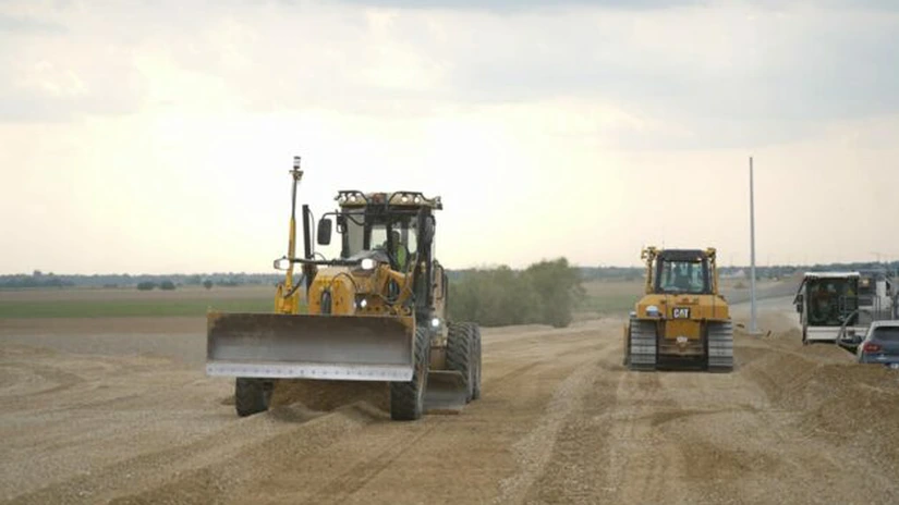 Update: Cristian Pistol: Stadiul fizic al lucrărilor de pe lotul 2 Vidra - Bragadiru al Autostrăzii A0 Sud a trecut de 80%