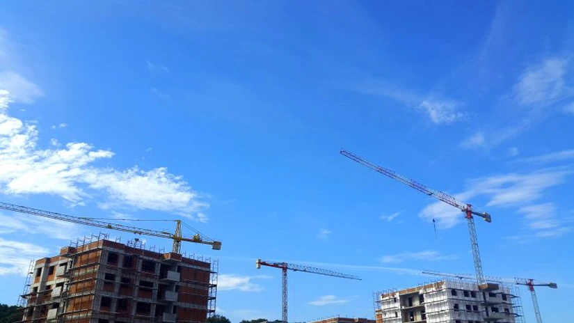 Volumul lucrărilor de construcţii a crescut în primul semestru cu 12%