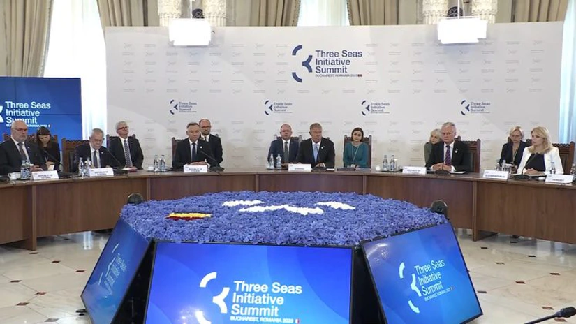 Iohannis: Am fost informat în timp real de descoperirea pe teritoriul României a unor componente care par a fi ale unei drone (Video)