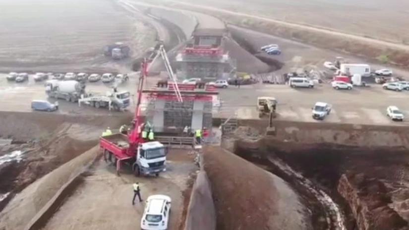 Autostrada Bucureștiului: Până la sfârșitul anului s-ar putea circula pe 23 km din A0 Sud - Grindeanu