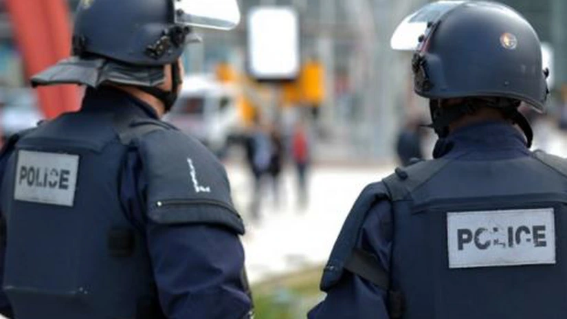 O nouă alertă cu bombă în Franţa. Palatul Versailles este evacuat