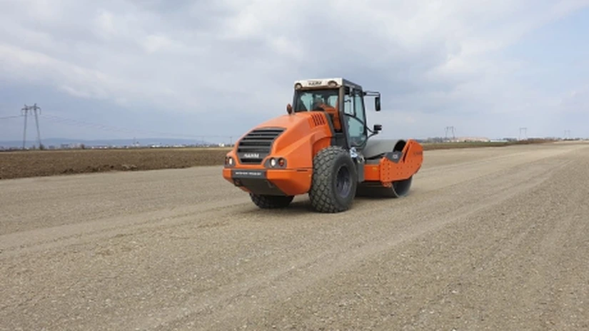 Ciolacu anunţă aproape 250 de kilometri noi de autostradă şi drum expres, anul viitor