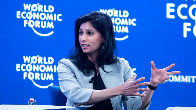 Gita Gopinath, director adjunct FMI: Fragmentarea economiei mondiale ar putea duce la un nou Război Rece și la o pierdere de până în 7% pentru PIB-ul global