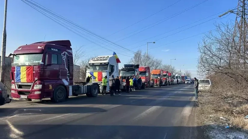 Update: Aproximativ 6.000 de camioane participă la protest. O delegație va ajunge joi la Guvern pentru negocieri. Trafic îngreunat pe Centura Capitalei din cauza protestelor transportatorilor (Video)