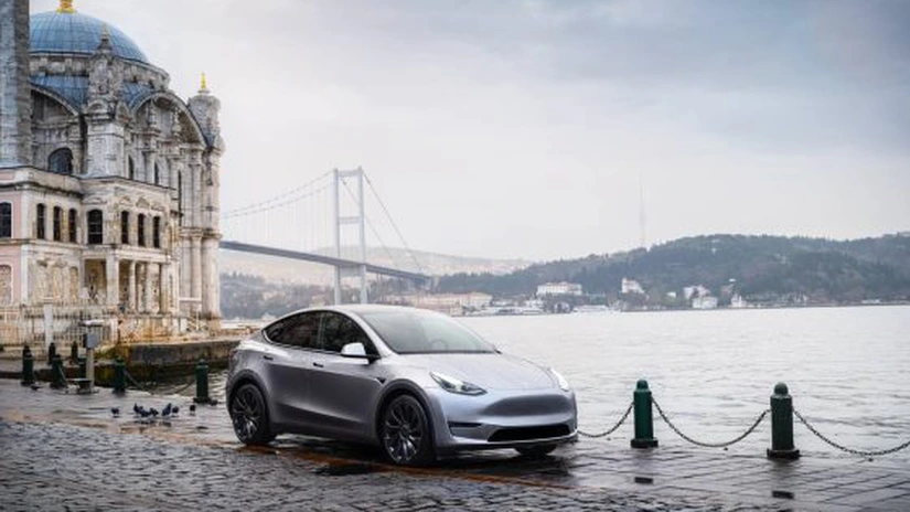 Pentru prima dată în istorie, un model electric, Tesla Model Y, a fost cea mai vândută mașină din lume în 2023