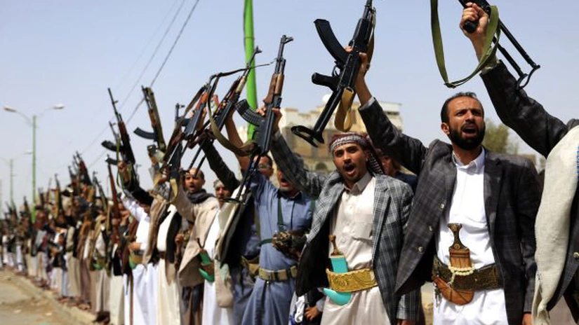 SUA au lovit cu rachete zone controlate de rebelii houthi din Yemen