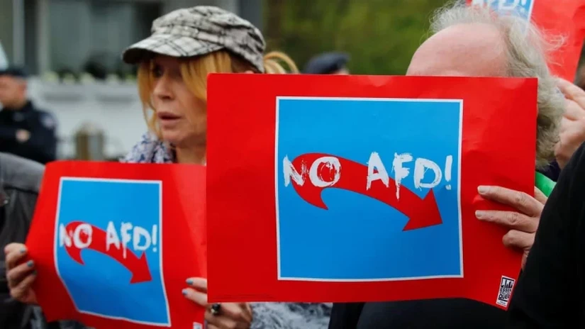 Peste 10.000 de germani au protestat la Köln împotriva AfD