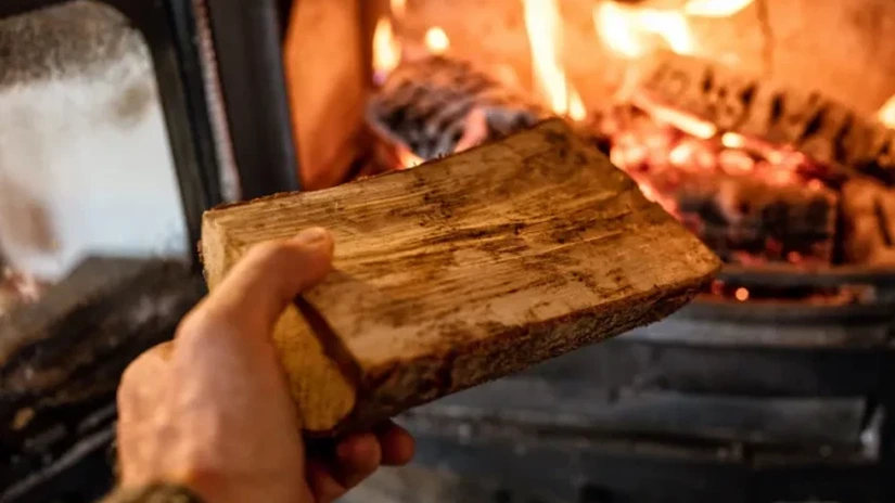 Rabla pentru sobe - Programul va duce la scăderea consumului de lemn de foc şi va creşte cantitatea de lemn folosită în economie în produse sustenabile, spune Asociaţia Forestierilor din România (ASFOR)