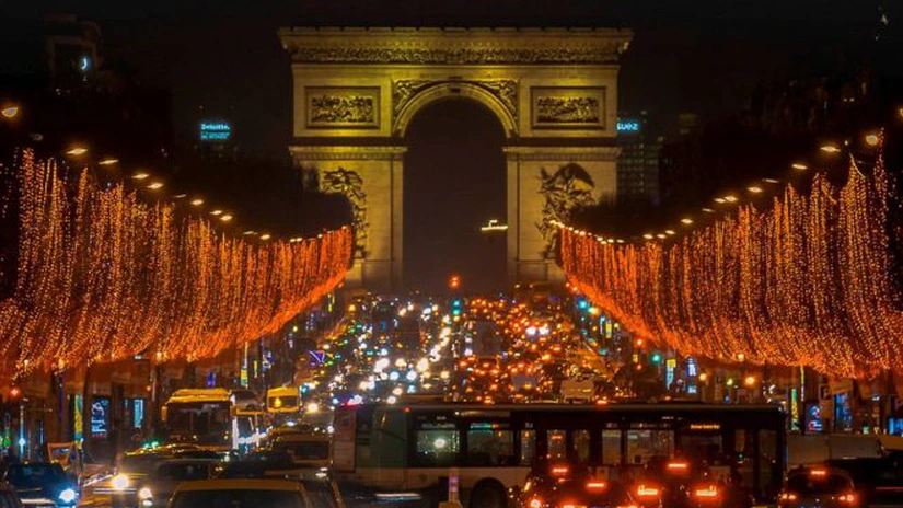 Posesorii de SUV-uri, obligați să plătească tarife triple de parcare în Paris
