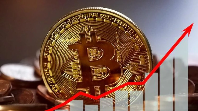 Ar putea preţul Bitcoin să depăşească 53.000 de dolari în această săptămână? (P)