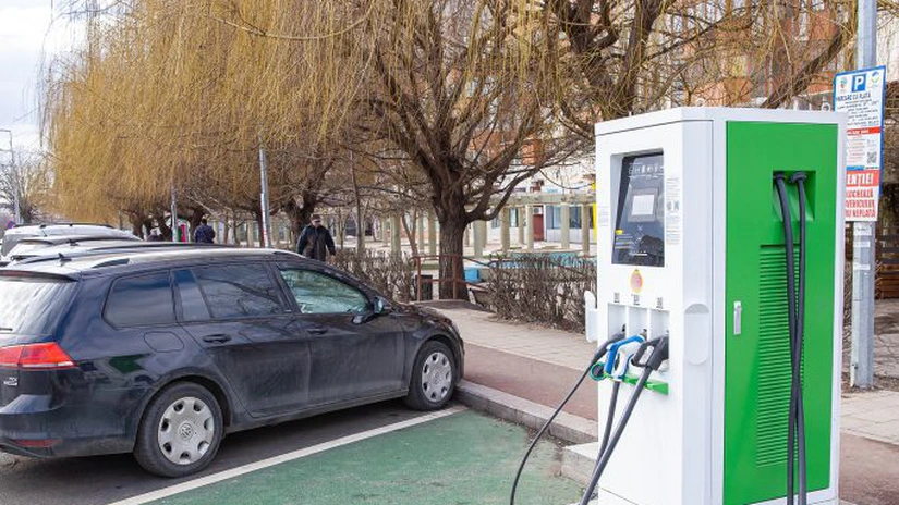 Primăria Galați a lansat o licitație pentru instalarea a 159 de stații pentru încărcarea mașinilor electrice