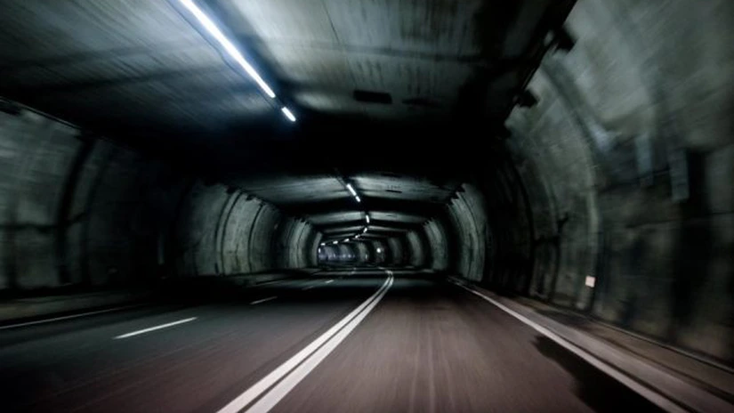 Cea mai scumpă autostradă din România - Cine a mai rămas în cursa pentru construcţia tronsonului de peste 7 miliarde de lei din Autostrada Transilvania