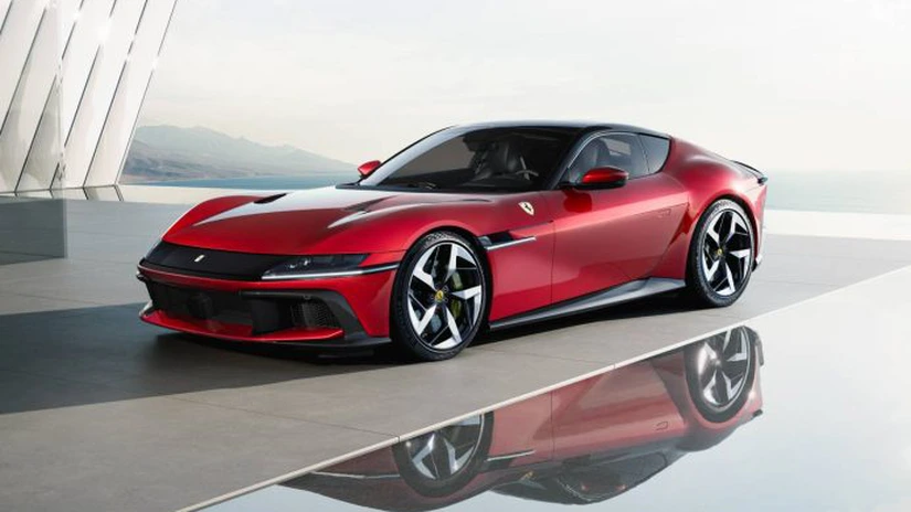 Ferrari a lansat modelul hibrid 296 Speciale, care va fi prezentat înainte de prima apariție electrică a companiei