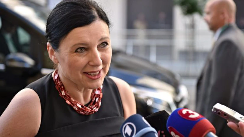 A intrat astăzi în vigoare legea europeană privind libertatea și independența mass-media