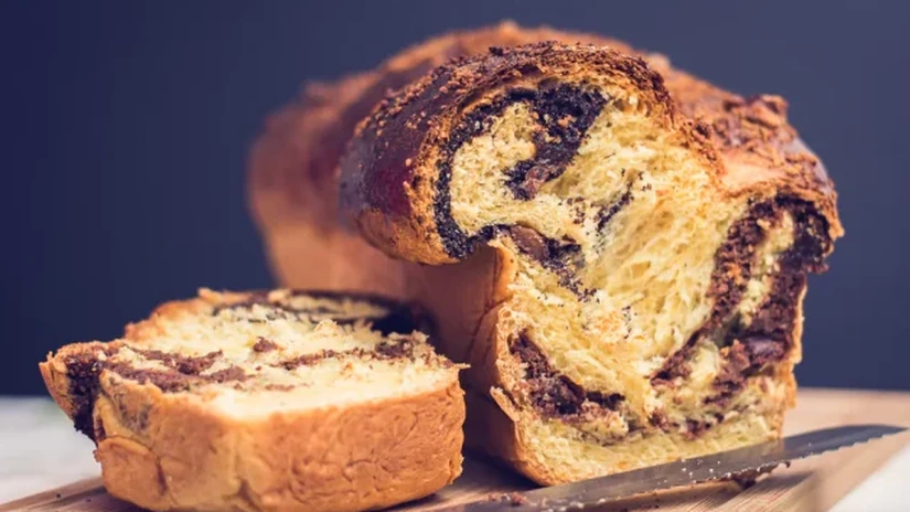 Oferta patiserilor scade la 7,2 milioane de cozonaci în perioada Sărbătorilor Pascale. Preţuri mai mici cu 10% în acest an