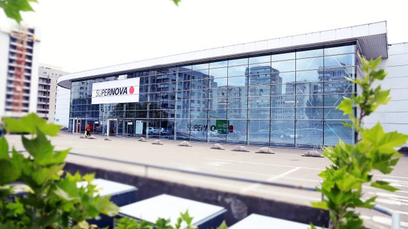 Supernova redeschide pe 6 iunie, sub brandul Supernova Lujerului, fosta galerie Cora Lujerului din București