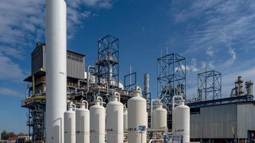 Rompetrol Rafinare a investit aproape 10 milioane de dolari în retehnologizarea Instalaţiei de Hidrogen din Petromidia