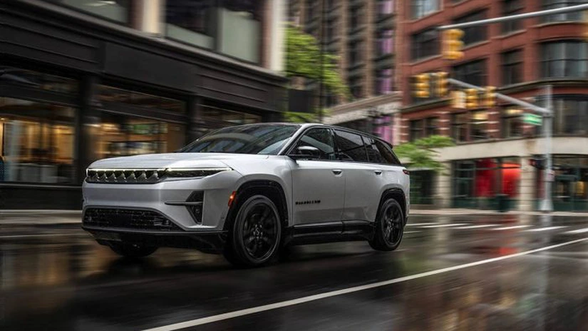 Jeep Wagoneer S: un nou SUV electric cu 600 CP, peste 800 Nm și accelerație 0 - 100 km/h în doar 3,4 secunde