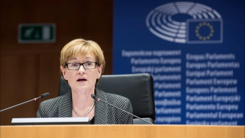 Uniunea Europeană amână cu un an aplicarea reglementărilor impuse băncilor privind capitalizarea Basel III