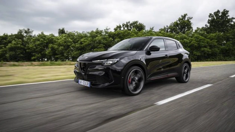 Alfa Romeo Junior VELOCE, motor electric de 280 CP și diferențial mecanic cu alunecare limitată