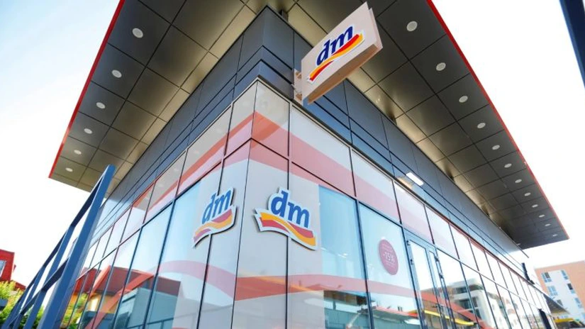 Retailerul german care și-a dublat afacerile în România în doar doi ani. dm drogerie markt a trecut pragul de un miliard de lei în 2023