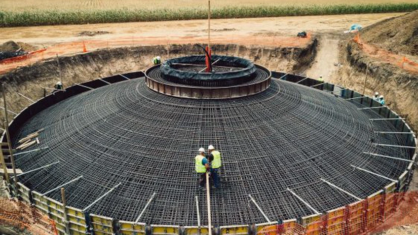 Compania daneză Eurowind Energy a finalizat construirea primei jumătăți din proiectul de infrastructură al parcului eolian Pecineaga din județul Constanța