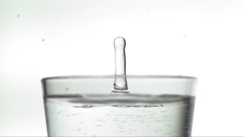 Restricţii în alimentarea cu apă în peste 580 de localităţi. Autorităţile recomandă populaţiei să utilizeze apa raţional