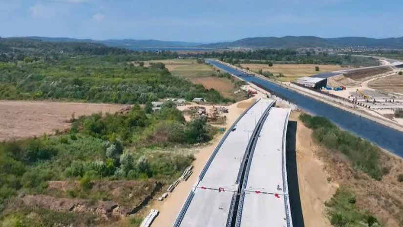 Autostrada Sibiu - Pitești: Secțiunea 5 Curtea de Argeș - Pitești ar putea fi dată parțial în trafic în 2024