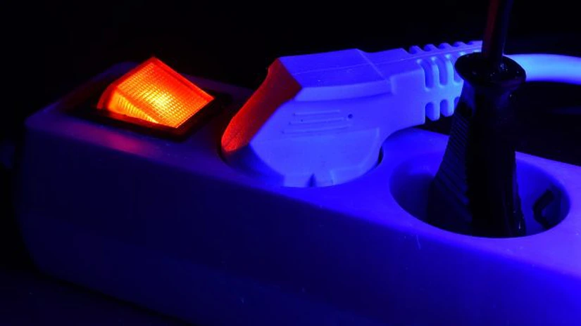 Resursele de energie au scăzut în S1, producţia din hidrocentrale a coborât cu 24%. Consumul a crescut cu 0,8%