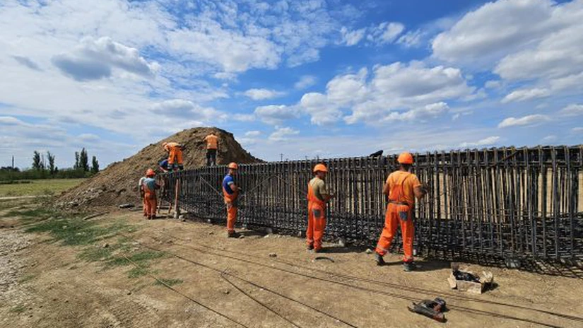 Autostrada Unirii A8: CNIR a lansat licitația de supervizare a lucrărilor la cel mai lung lot, Ditrău - Grințieș