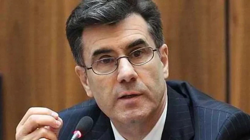 Războiul economic al tarifelor și cauza lui profundă în secolul XXI