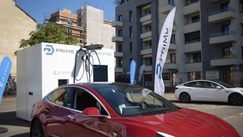 Trei companii din România au prezentat o nouă soluție de stocare a energiei și de încărcare pentru mașini electrice