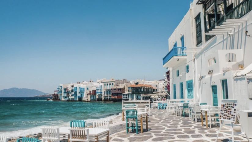 Românii au cheltuit peste jumătate de milliard de euro cu Revolut, în vacanțe externe, în special în Germania la Campionatul European de Fotbal