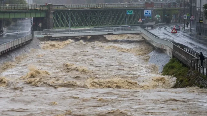 Ungaria ridică diguri provizorii de-a lungul Dunării