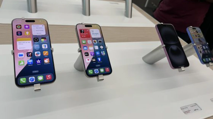 Apple a ratat trendul de revenire a pieţei mondiale de smartphone în 2024, estimează IDC