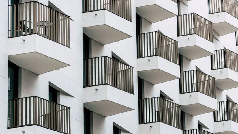 Statistică: Scădere a numărului de locuinţe finalizate în România, în primul semestru din 2024